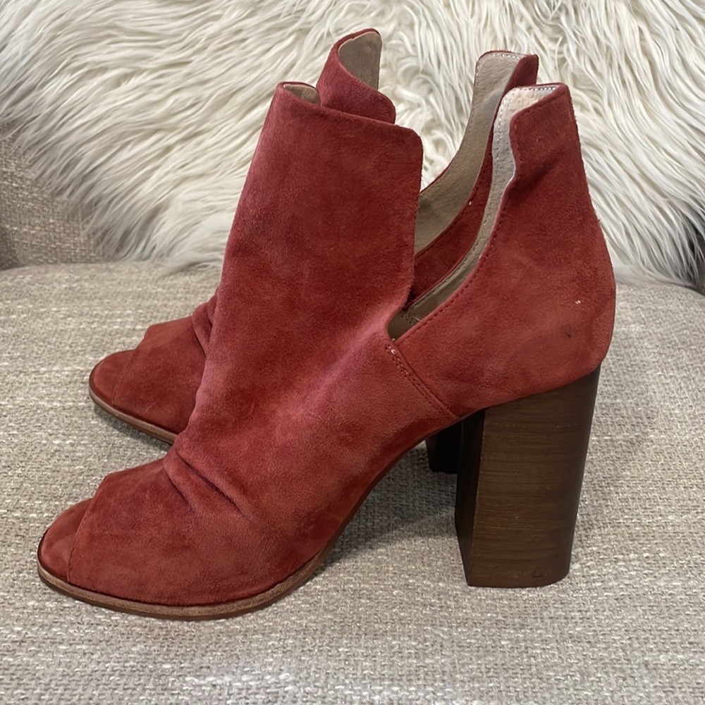 Boho Suede Open Toe Block Heel Festival Bootie (7.5) - Picture 3 of 13